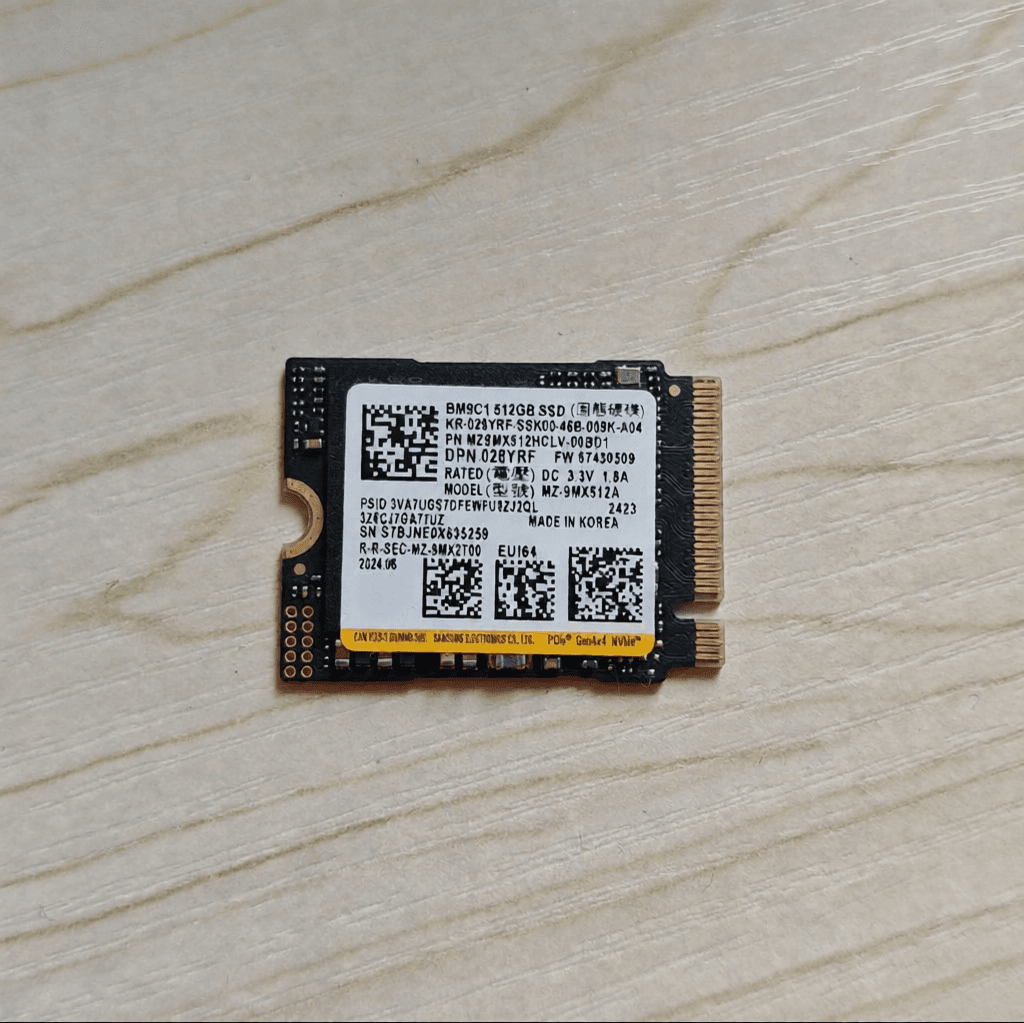 PCIe4.0 NVMe SSD 512GB